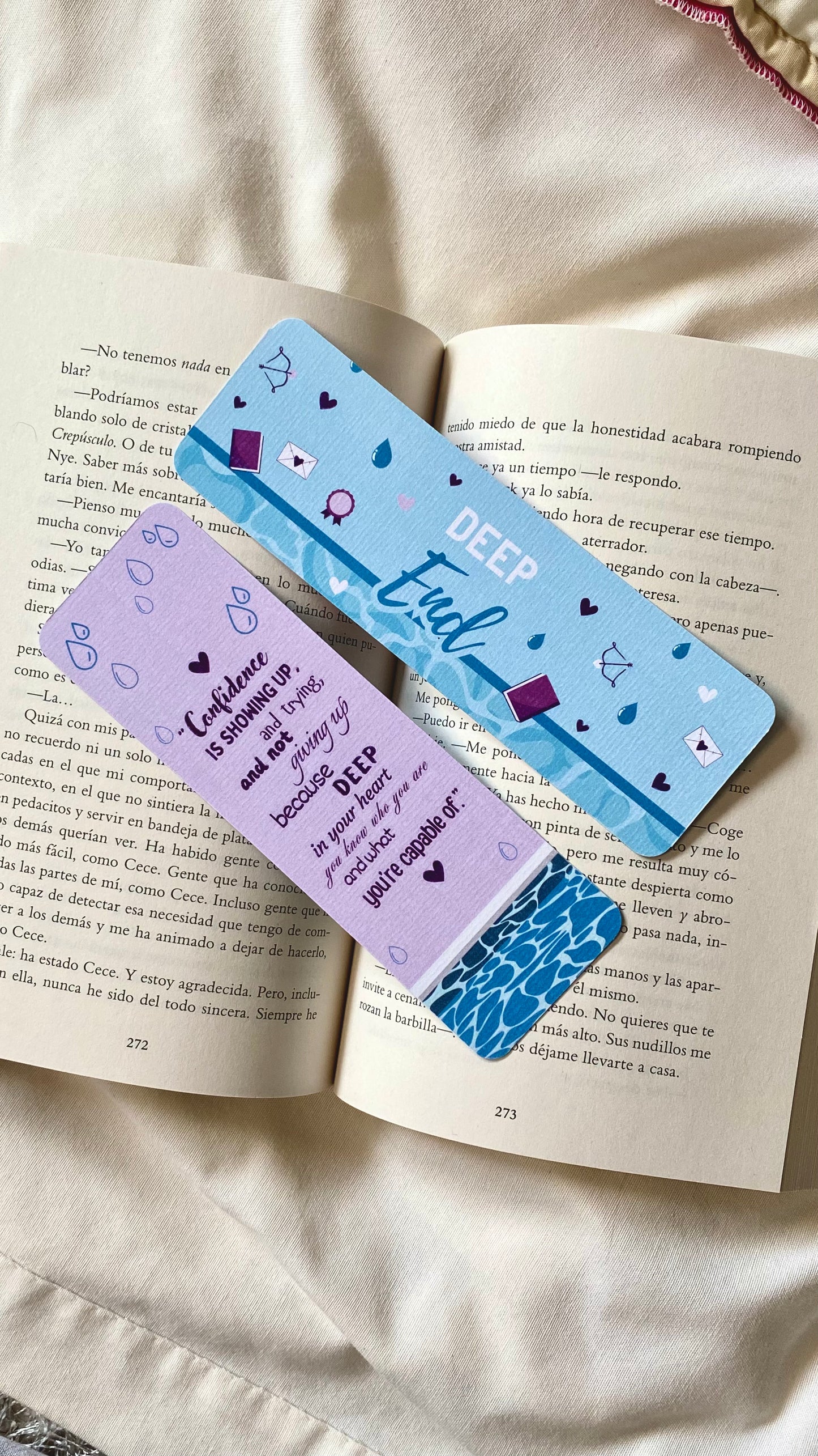 Bookmark Ali Hazelwood