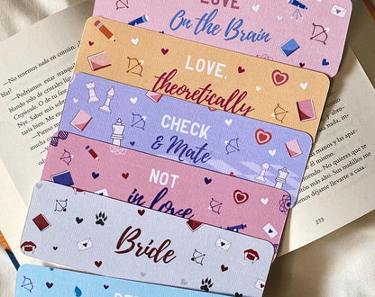 Bookmark Ali Hazelwood